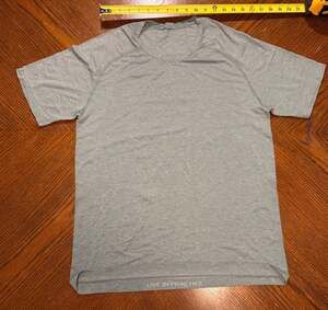 Lululemon Metal Vent Shirt Large Gray Outdoor Pullover Athleisure Yoga Prep Mens